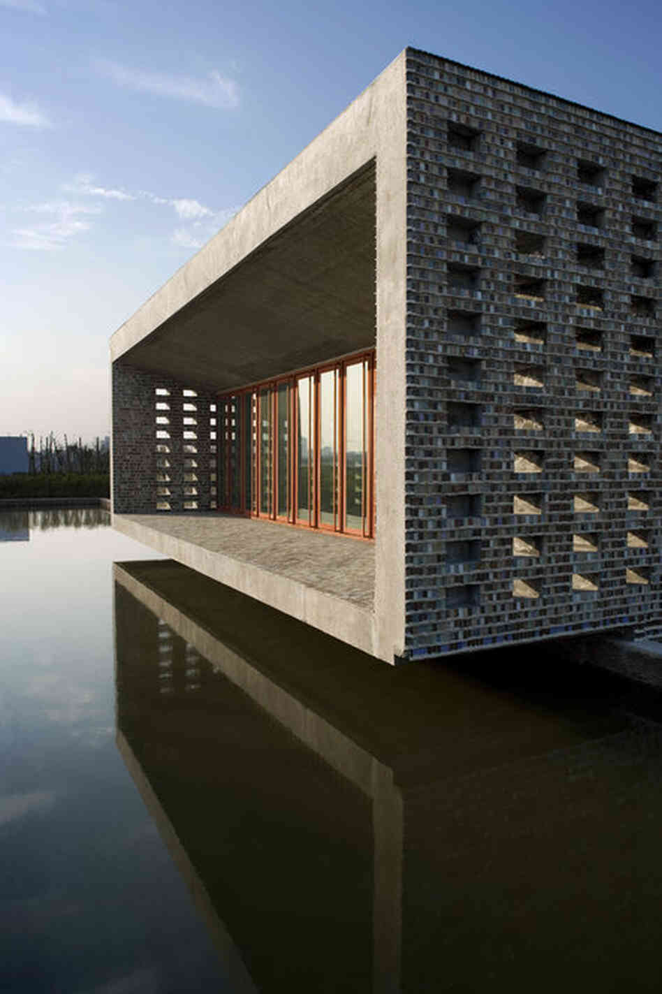 Ceramic House, 2003-2006, Jinhua, China. 