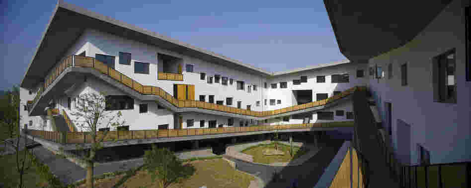 Xiangshan Campus, China Academy of Art, Phase II, 2004-2007, Hangzhou, China. 