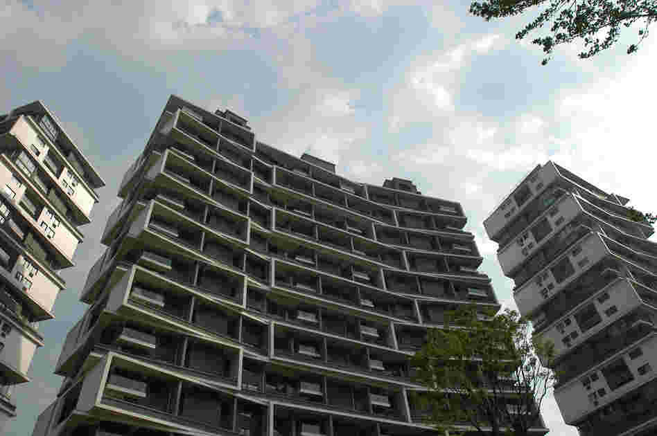 Vertical Courtyard Apartments, 2002-2007, Hangzhou, China. 