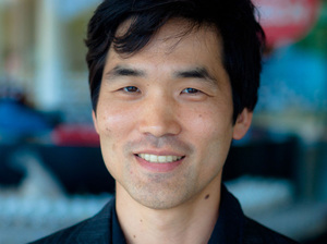 Sebastian Seung is a professor of computational neuroscience at MIT and an investigator at the Howard Hughes Medical Institute. 