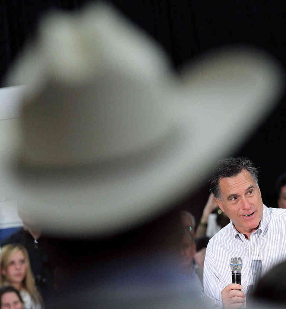 Mitt Romney speaks Friday during a campaign rally in Bellevue, Wash.