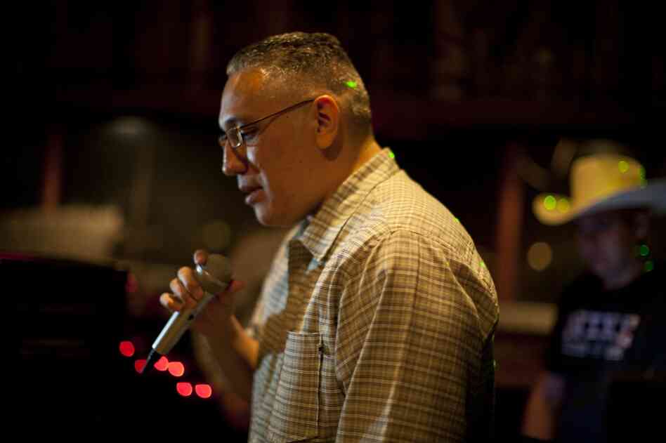 Lopez thanks his family and supporters at a March 3 fundraiser to help cover his legal fees in Amarillo, Texas.