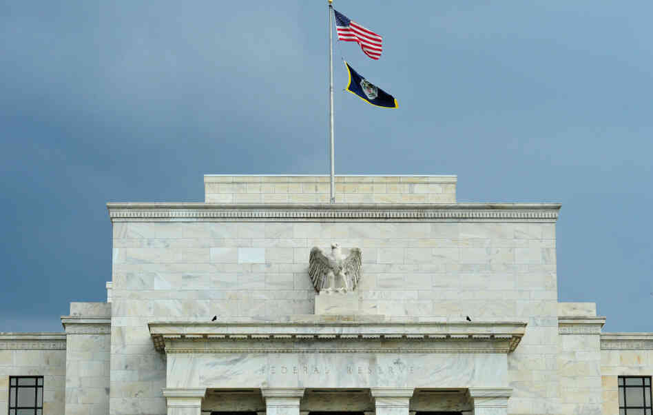 The Federal Reserve shrugged off warnings and let banks pay shareholders billions of dollars in dividends, ProPublica investigative reporter Jesse Eisinger says. The Federal Reserve shrugged off warnings and let banks pay shareholders billions of dollars in dividends, ProPublica investigative reporter Jesse Eisinger says.