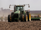 Planting corn with a tractor in 2007 near Rochelle, Illinois. Planting corn with a tractor in 2007 near Rochelle, Illinois.