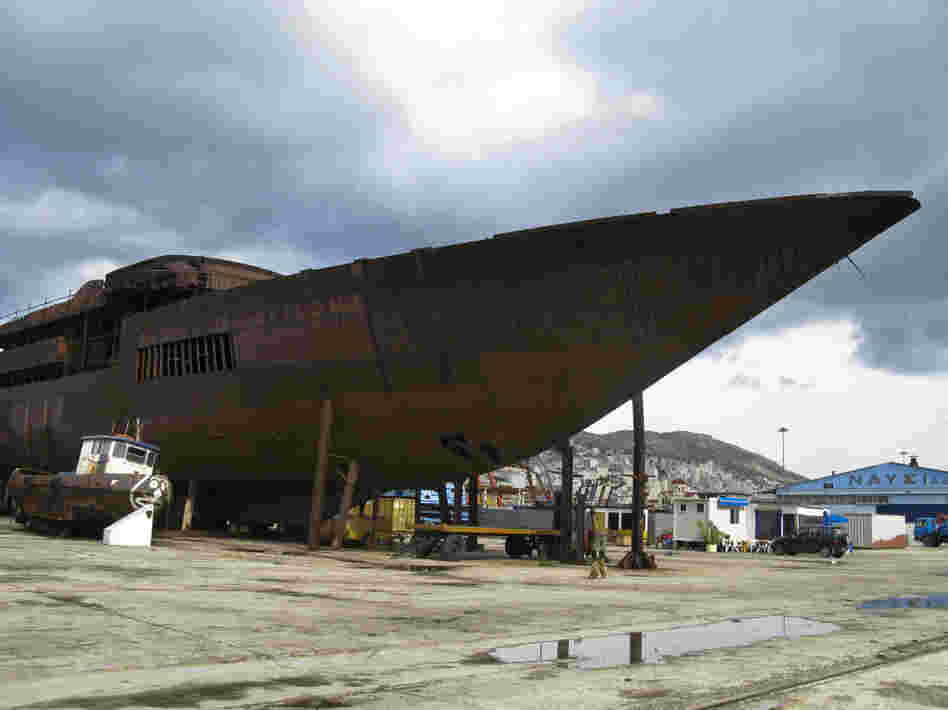 Perama was once a prosperous town and a center for ship repair. But the industry moved to Turkey and China — taking the town's jobs with it. 