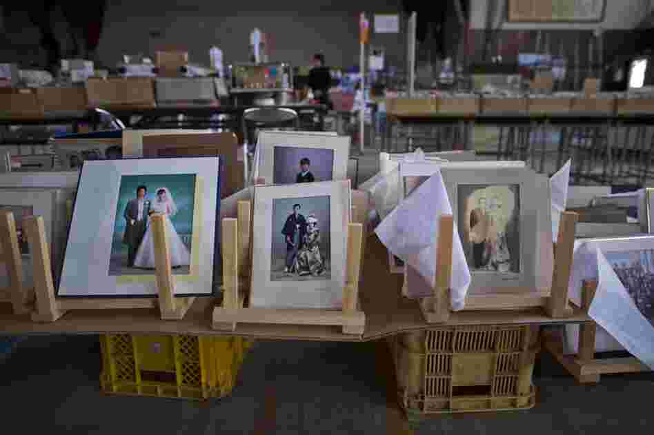 Omoide-Sagashi, a nonprofit started by a couple whose daughter is missing, gathered and catalogued the lost memorabilia.