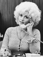 Dolly Parton played the secretary of a lecherous boss in 9 To 5. Dolly Parton played the secretary of a lecherous boss in 9 To 5.