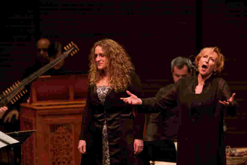 Vocalists Lucilla Galeazzi (right) and Soprano Raquel Andueza. The evening was filled with cradle songs, laments and instrumental pieces depicting the passion of Christ.