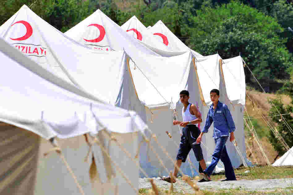 Refugees take shelter at a camp in Turkey's southern Yayladagi district on June 8. 