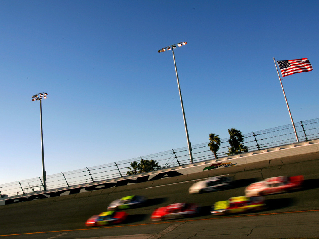 Drivers practice for the Budweiser Shootout at the NASCAR Nextel Cup Daytona 500 at the Daytona International Speedway in Daytona, Fla. 