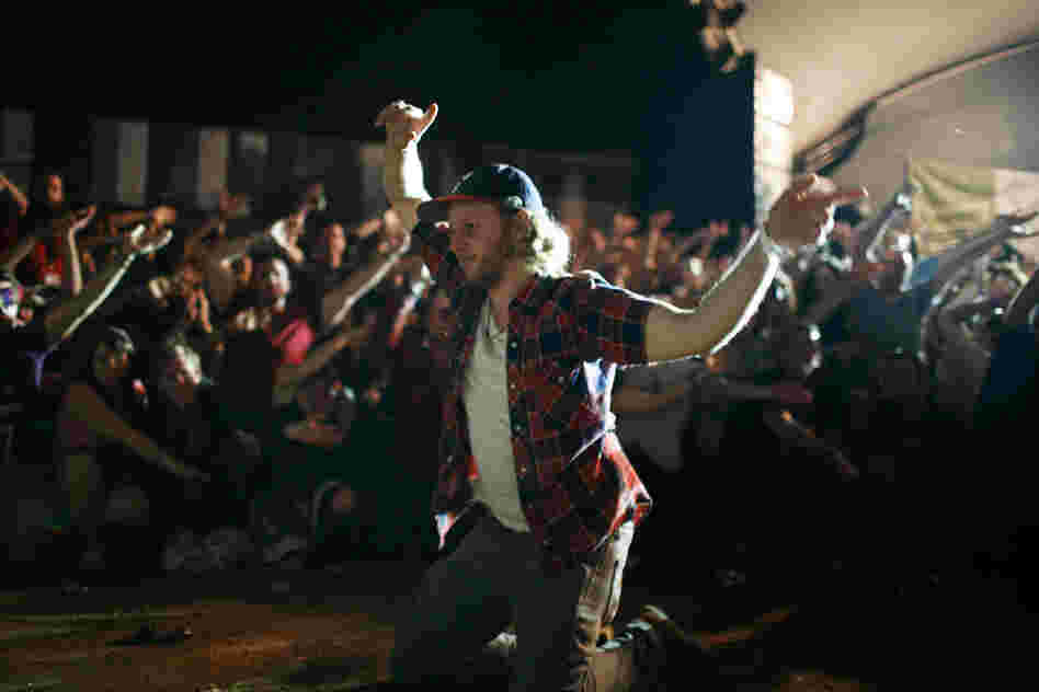  Toward the end of Dan Deacon's set, a collaborator led the audience in a choreographed dance-off. 