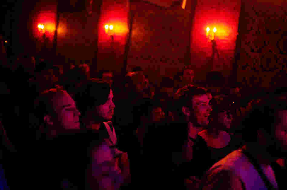 Dude just off-center was all agape at the awesome Sugar Tongue Slim show.