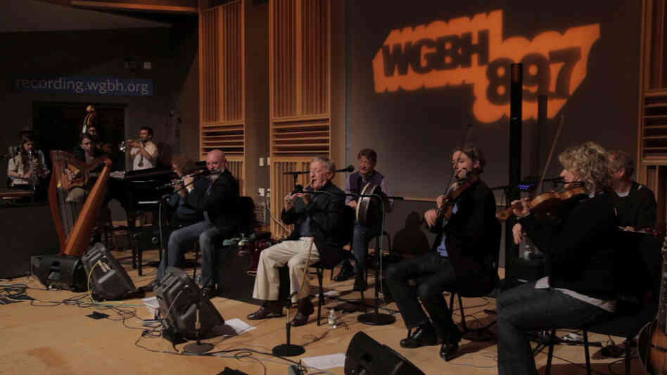 Paddy Moloney leads the Chieftains and special guests The Low Anthem.