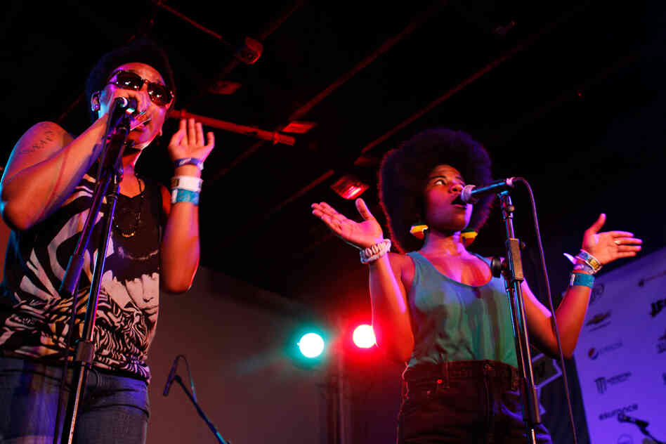THEESatisfaction, the female rap duo from Seattle, gives a sneak peek of its Sub Pop debut at Red 7 on Friday night.