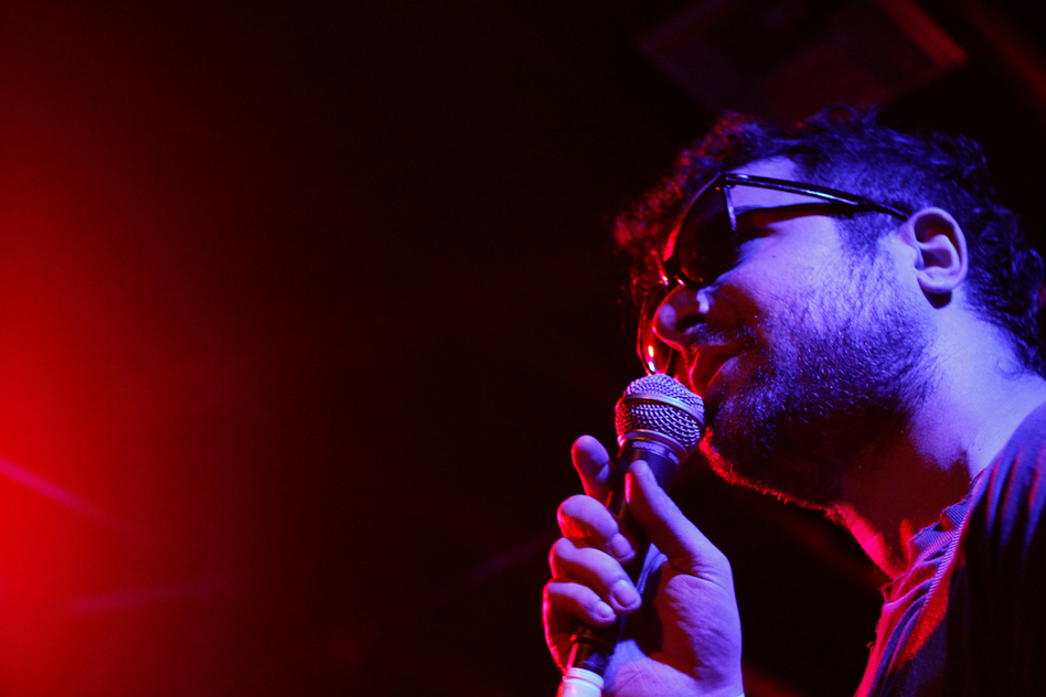 Psychedelic Hors---'s Matt Whitehurst sports some TV Party shades on stage at Red 7 on Saturday Night.