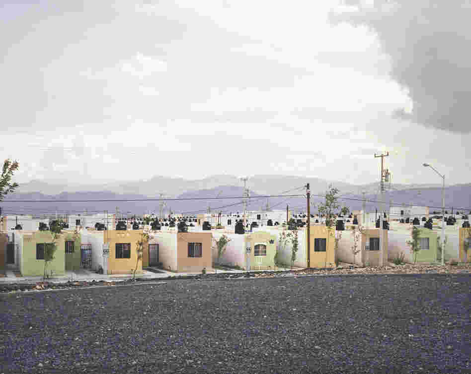 Fragmented Cities, Juarez #2, from the series Suburbia Mexicana, 2007 