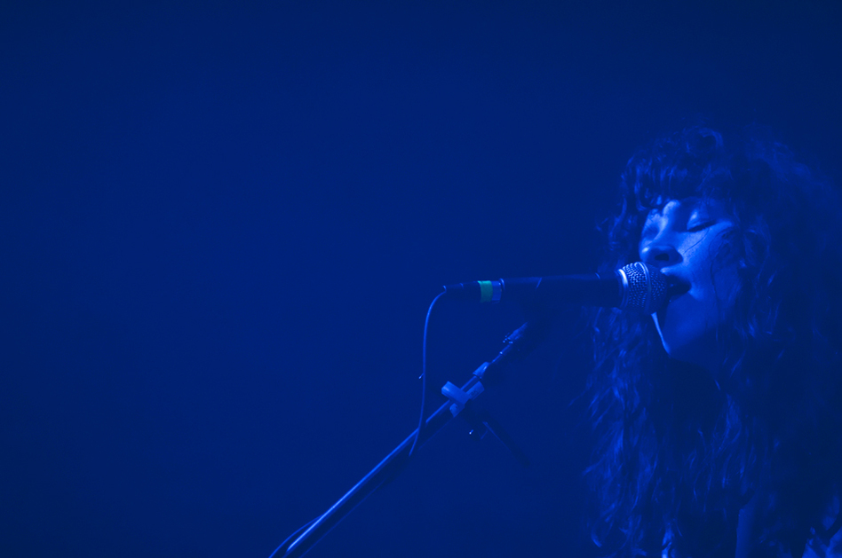 Molly Hamilton's haunting croon enveloped the Captured Tracks showcase on Saturday with her band, Widowspeak.