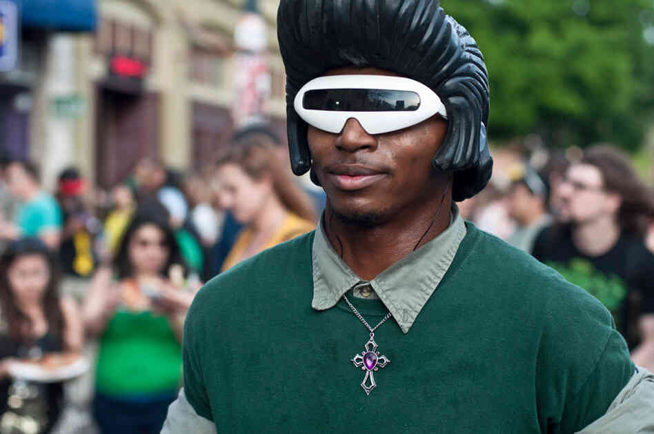 Since Star Trek: The Next Generation's cancellation, Lt. Geordi La Forge has fallen on hard times.