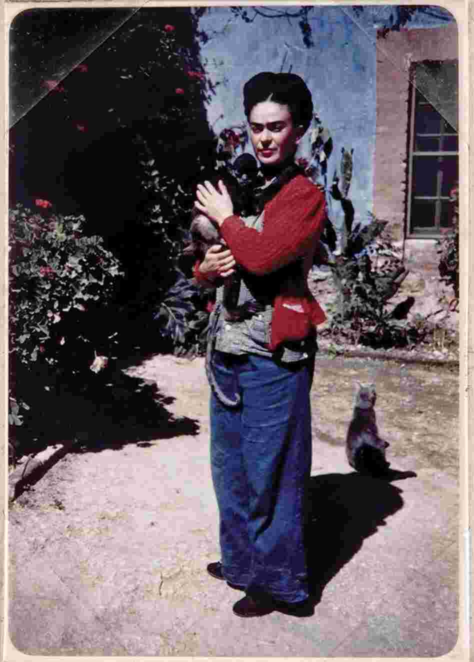 Frida Kahlo with Fulang Chang, circa 1938 
