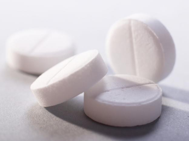 Aspirin helps reduce the risk of cardiovascular disease, but the jury's still out on cancer.