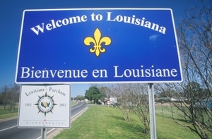 Today, all that marks the state line between Texas and Louisiana are welcome signs. After independence, those signs would most likely be replaced with the customs and immigration checkpoints that come with any border crossings.
