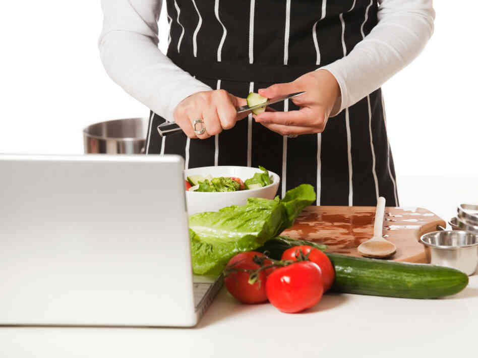 The Twitter feed @food52hotline offers confused cooks advice round the clock.