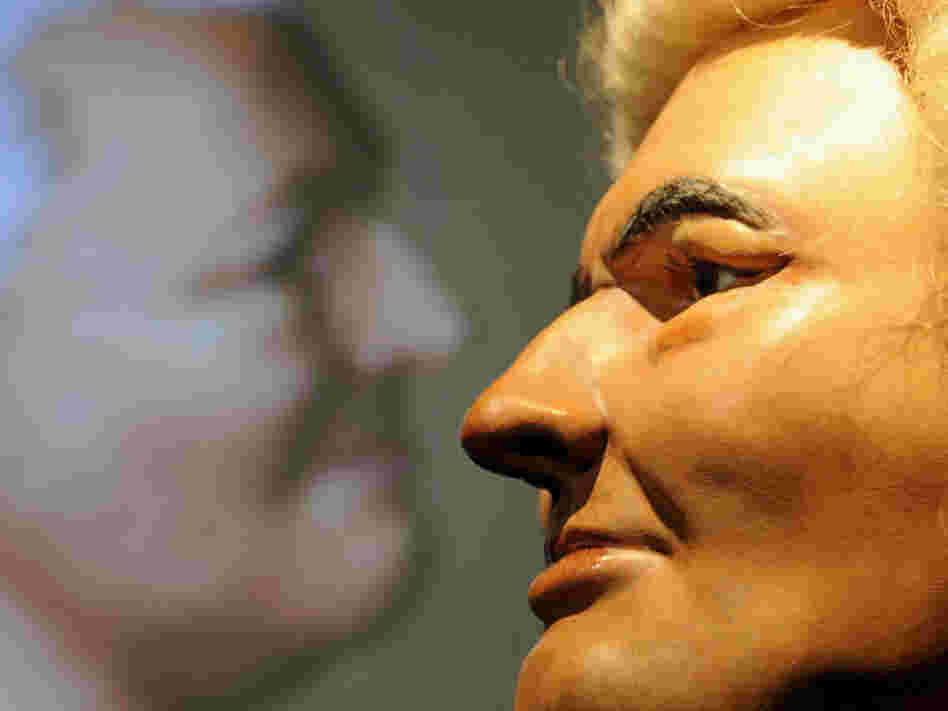 I've been waiting all week for an excuse to run this picture: a reconstruction of Bach's face, created from the composer's skull. 