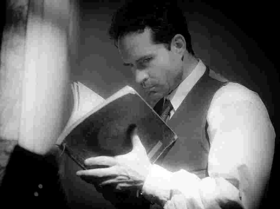 As Ulysses (Jason Patric) moves through both the house he seems to command and the past he never quite can, Keyhole becomes  a kind of quest for closure — for him, and for its director as well.