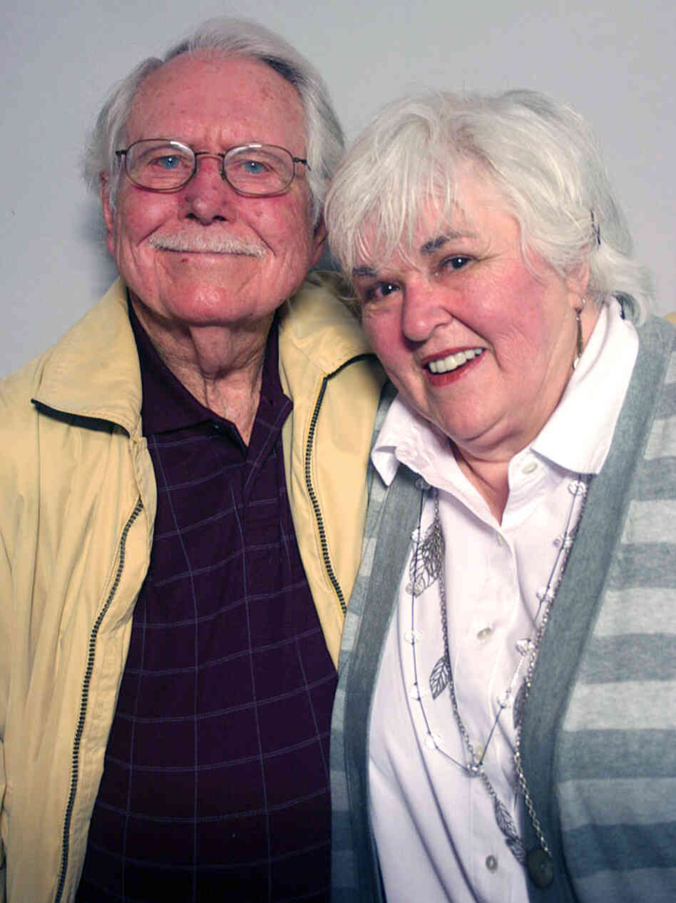 Kenneth Honeycutt spoke about the New London School Explosion of 1937 with his wife, Gaye, in Knoxville, Tenn.