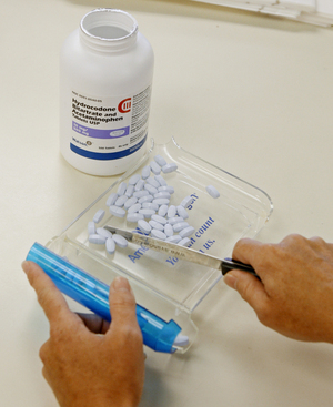 Hydrocodone is a key ingredient in the prescription painkiller Vicodin. Hydrocodone is a key ingredient in the prescription painkiller Vicodin.
