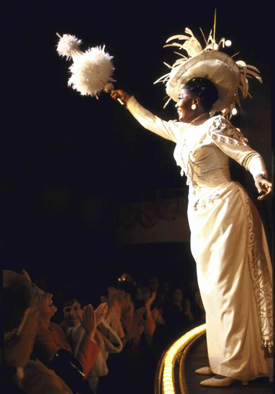Actress Pearl Bailey during curtain call for the 1967 Broadway production of Hello, Dolly! Actress Pearl Bailey during curtain call for the 1967 Broadway production of Hello, Dolly!