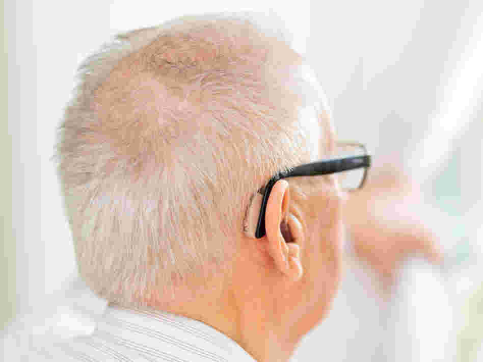 Traditional Medicare doesn't pay for hearing aids, so some in Congress would like to give purchasers a tax break. Traditional Medicare doesn't pay for hearing aids, so some in Congress would like to give purchasers a tax break.
