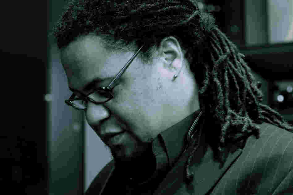 Musicians are rallying to raise funds for Dayna Stephens, a beloved saxophonist who suffers from a rare kidney disorder.