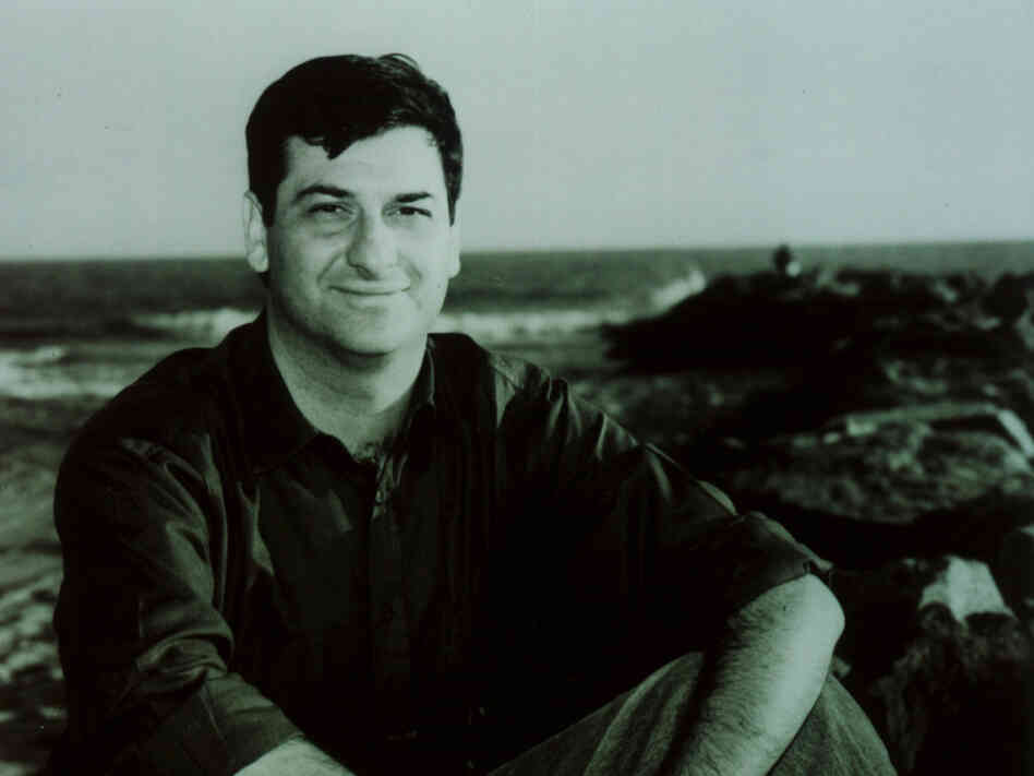 Edward Humes is the author of several books, including Force of Nature: The Unlikely Story of Wal-Mart's Green Revolution. 