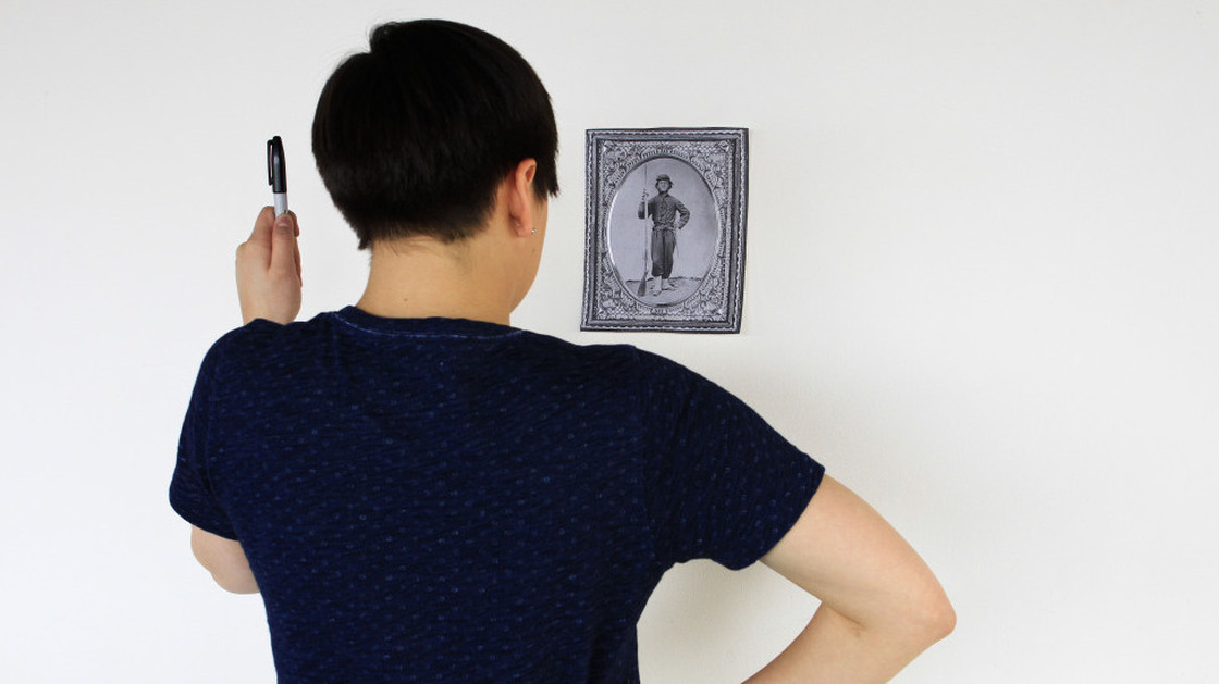 Demonstrating the flipped image conundrum