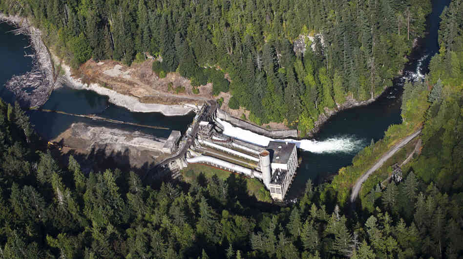 The 108-foot-tall Elwha Dam was constructed in 1911 to provide electricity to the Olympic Peninsula. The 108-foot-tall Elwha Dam was constructed in 1911 to provide electricity to the Olympic Peninsula.