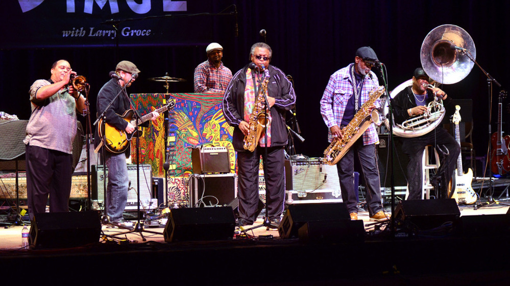 Dirty Dozen Brass Band.