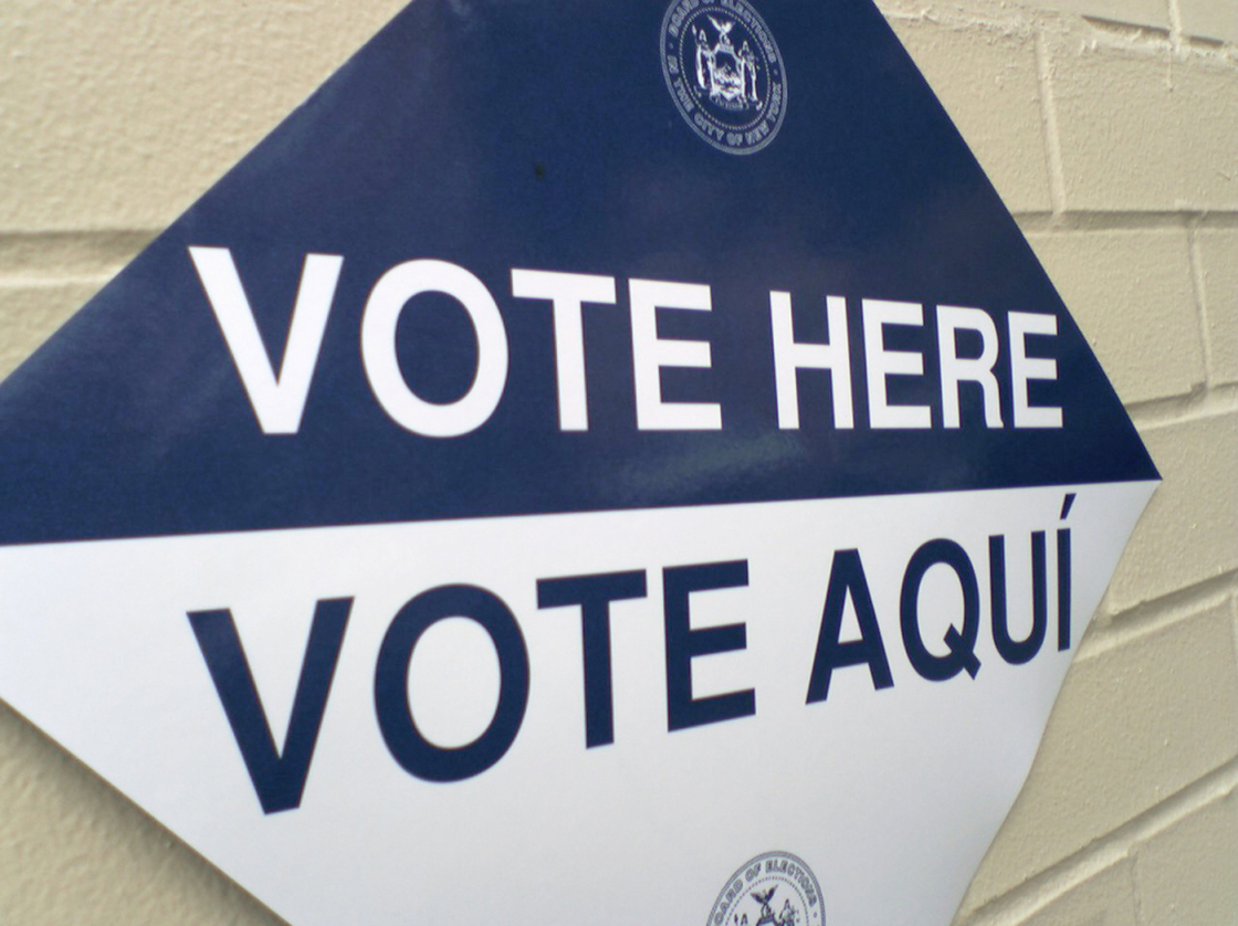 Columnist Esther Cepeda says it is "a sign of respect" when candidates reach out to Hispanics by speaking Spanish, but there ought to be substance behind the effort.