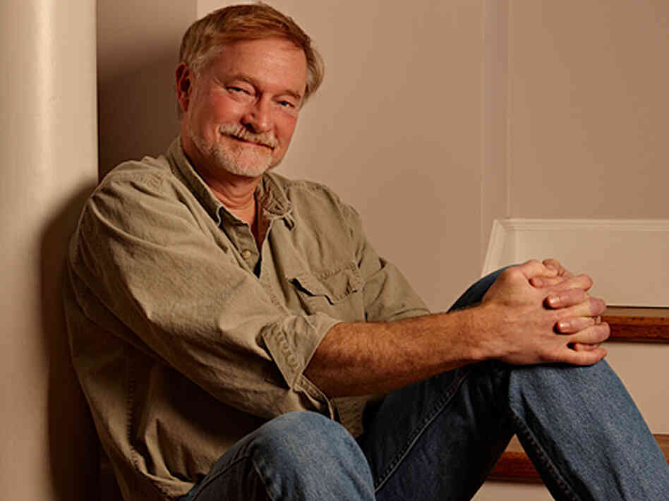 Erik Larson is the author of Issac's Storm, The Devil in the White City and Thunderstruck.
