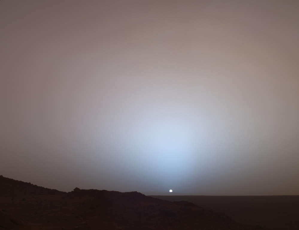 Martian sunset from Gusev Crater.