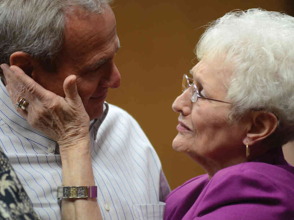 Michael Morton and his mother, Patricia Morton, in October after a judge announced him free on bond after nearly 25 years in prison for a wrongful conviction.