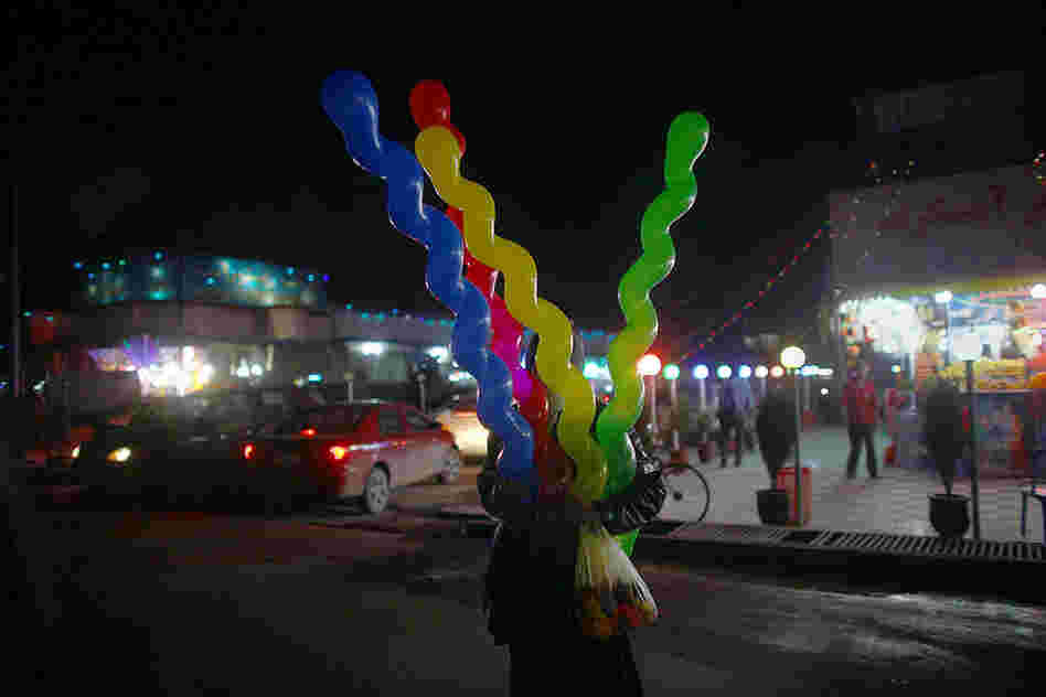 Balloon man