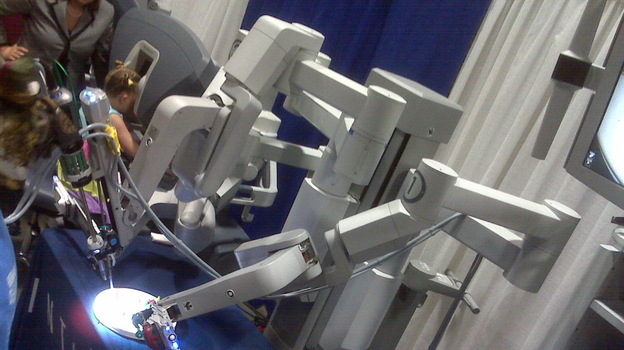 Budding scientists, engineers and doctors lined up to try surgical robots from Intuitive Surgical at a science festival in Washington, D.C., over the weekend.