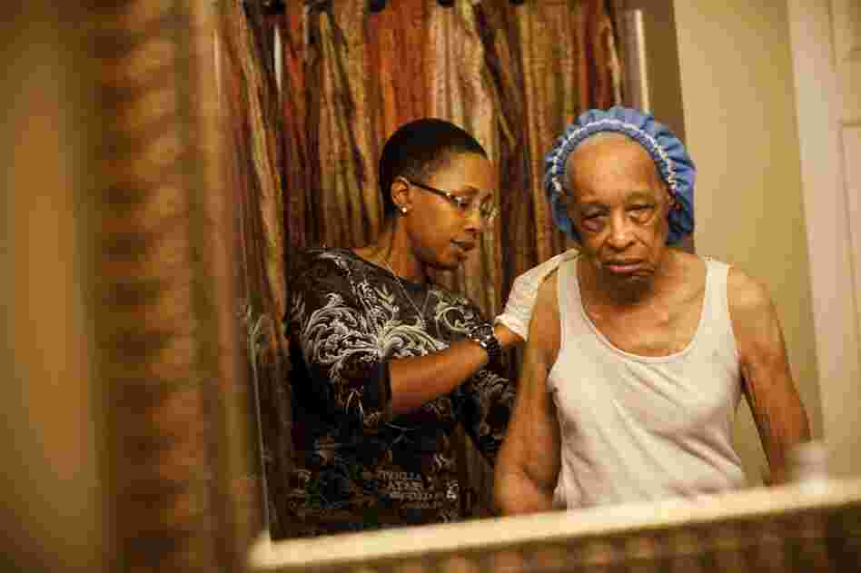 Yolanda remembers crying the first time she bathed Ida and saw how frail she had become.