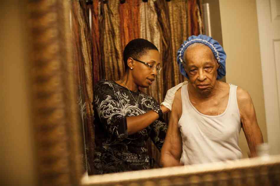 Yolanda remembers crying the first time she bathed Ida and saw how frail she had become.