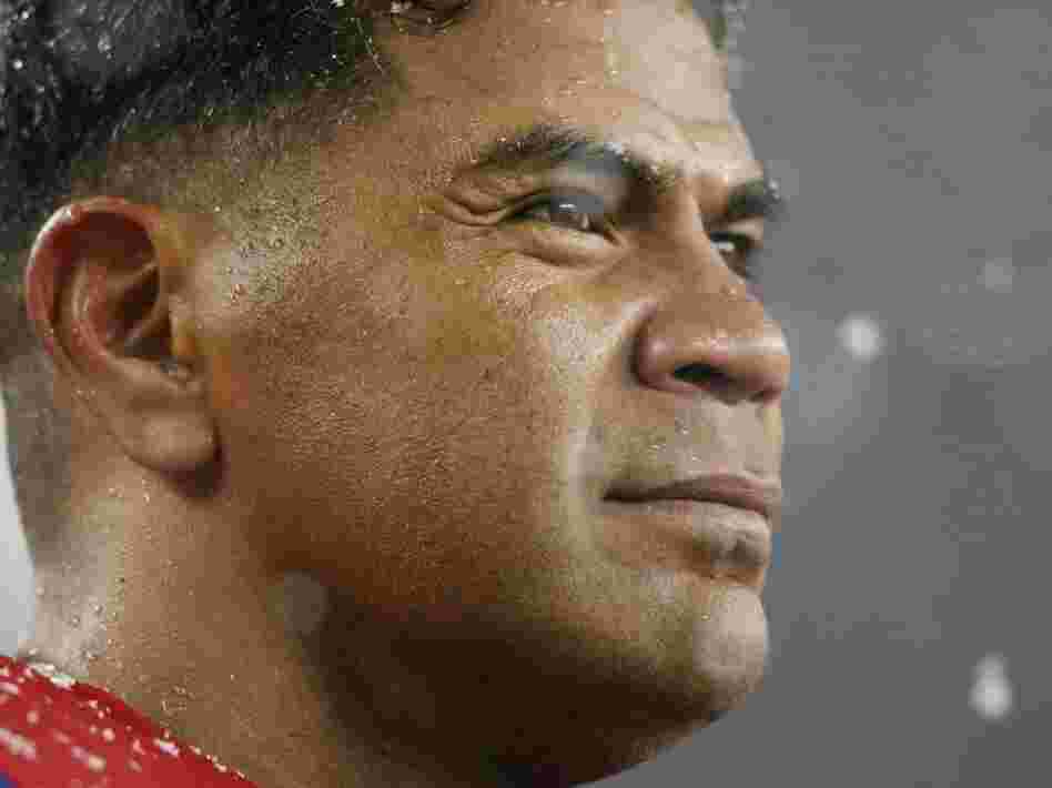 Junior Seau in 2009, when he played with the New England Patriots.