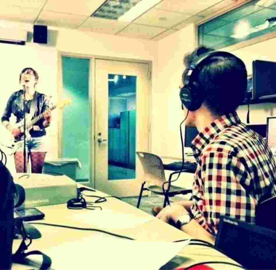 Digital Arts and Life Intern and Intern Edition's Music Director, David Wagner, records a Deskless Concert with artist Charlene Kaye: http://n.pr/IrDhGU Digital Arts and Life Intern and Intern Edition's Music Director, David Wagner, records a Deskless Concert with artist Charlene Kaye: http://n.pr/IrDhGU