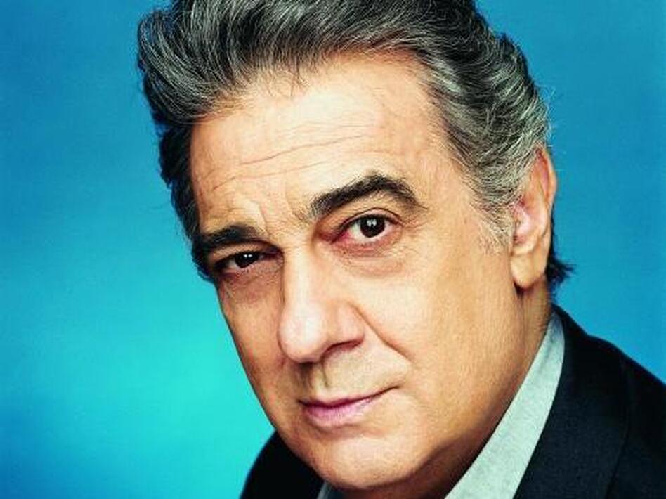 Domingo Pl — er, Placido Domingo.