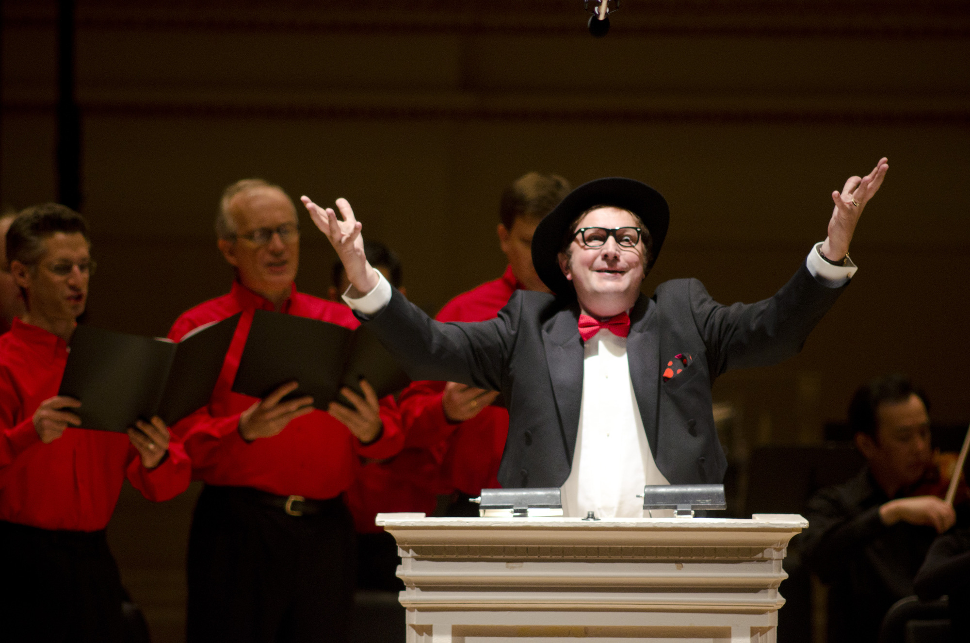 Russian bass Mikhail Svetlov charmed the audience in the brash Rayok, which pokes overt fun at the Soviet "anti-formalism" campaigns that plagued many of the country's most prominent artists, including Shostakovich himself.  