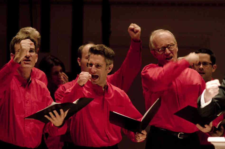 Musicians and even staff members of the Houston Symphony were called upon to participate in this performance of Shostakovich's sardonic and highly political Rayok. 